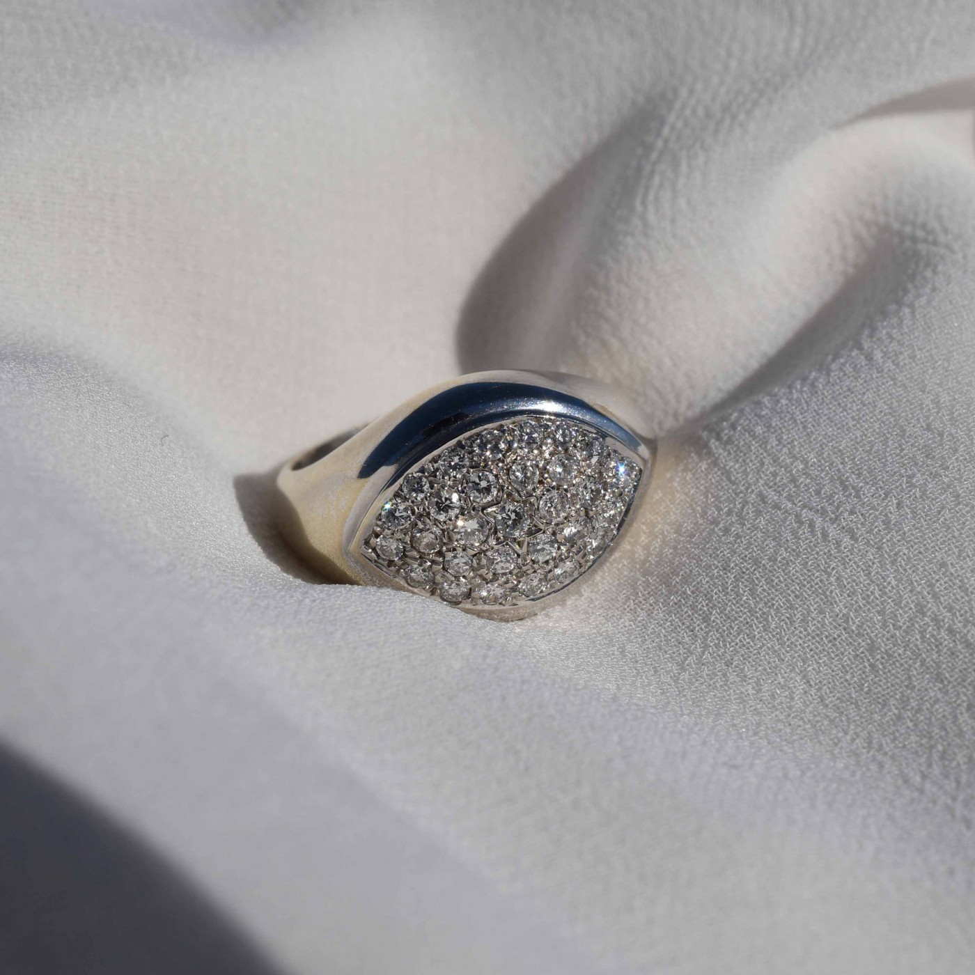 Anello Pavè forma ovale