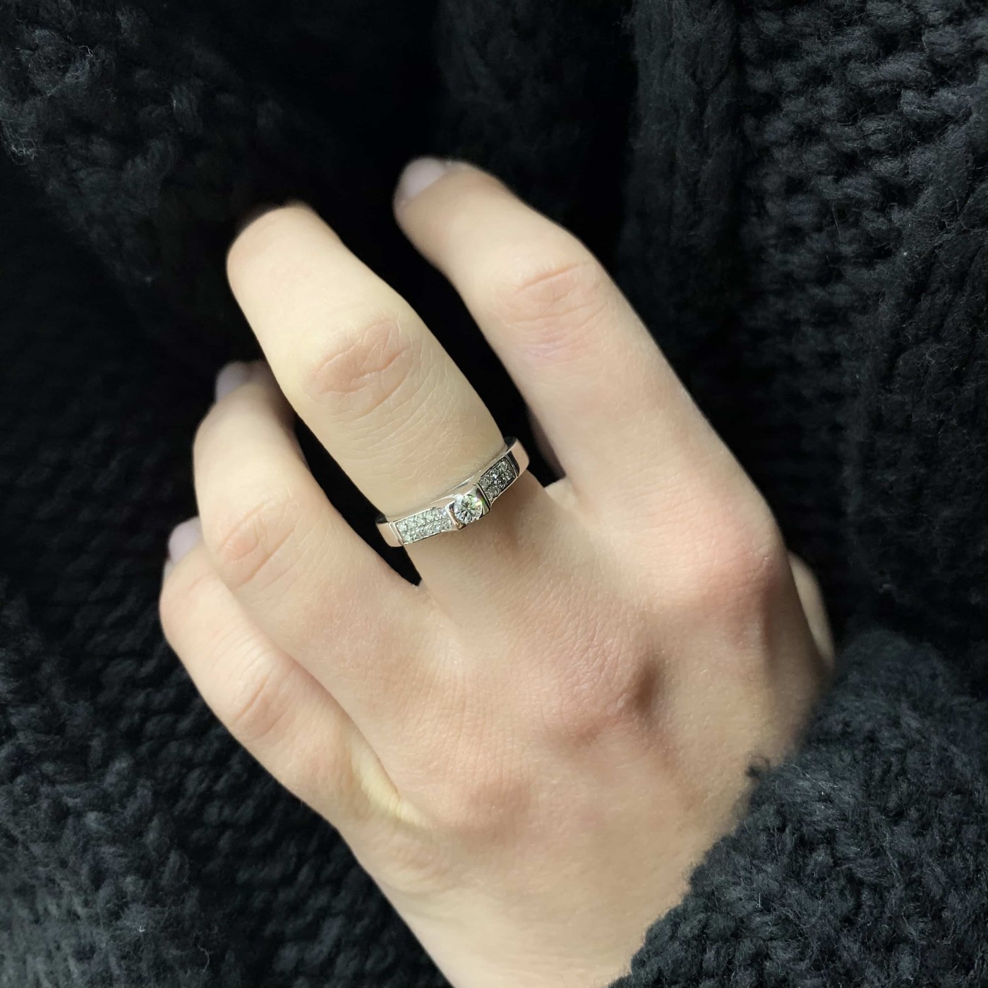 Anello fantasia di brillanti