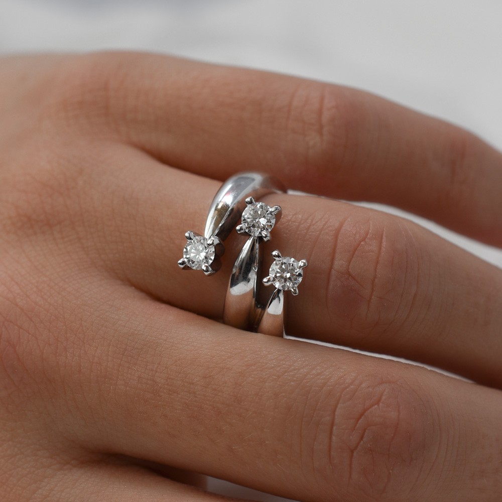 Anello fantasia trilogy con brillanti 0,73 ct