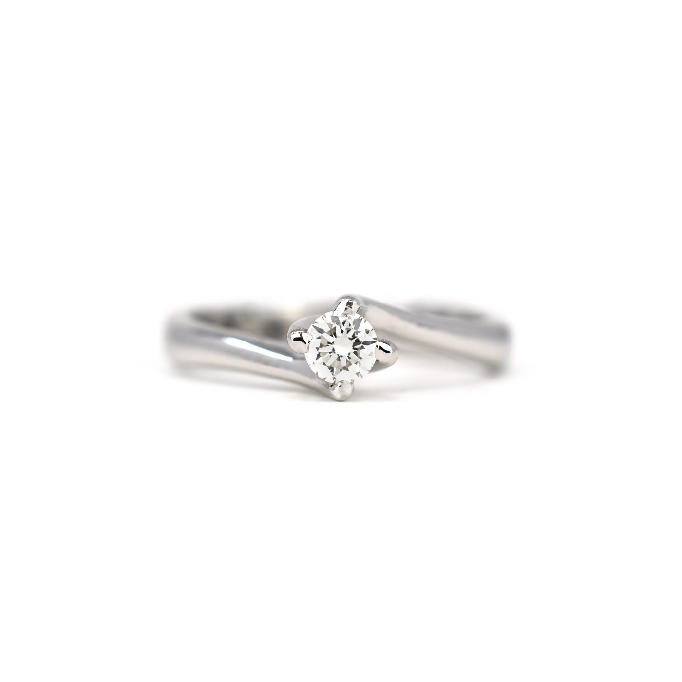 Anello solitario brillante da 0,19
