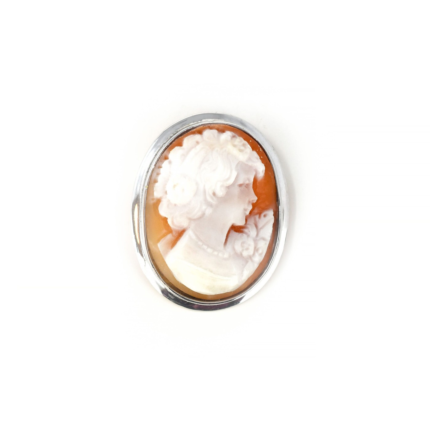 Cameo spilla e pendente in oro bianco